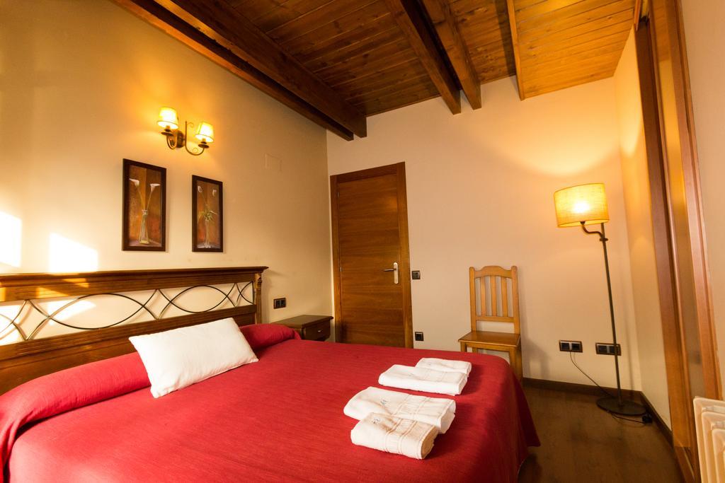Apartamentos Casa Lavedan Tramacastilla de Tena Esterno foto