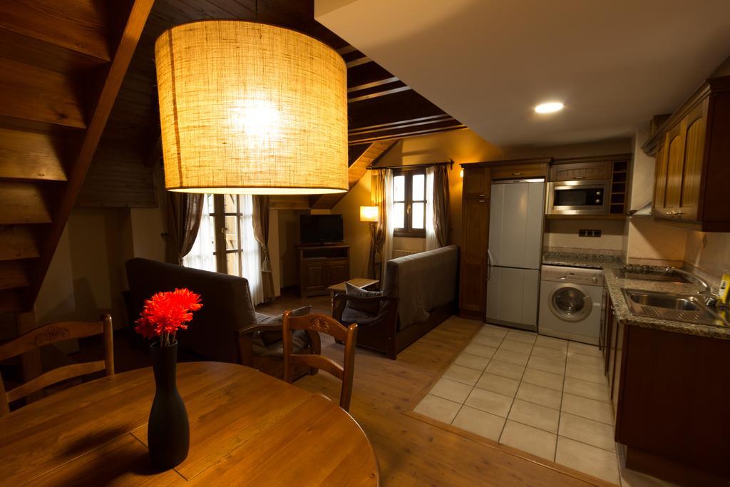 Apartamentos Casa Lavedan Tramacastilla de Tena Esterno foto
