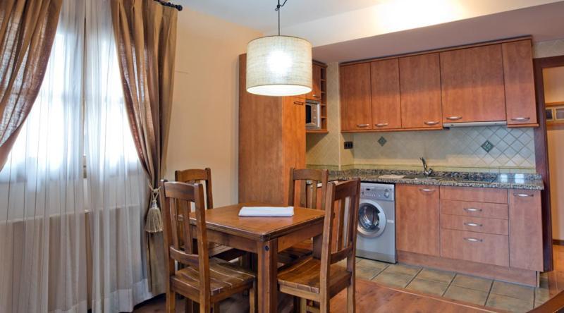 Apartamentos Casa Lavedan Tramacastilla de Tena Camera foto