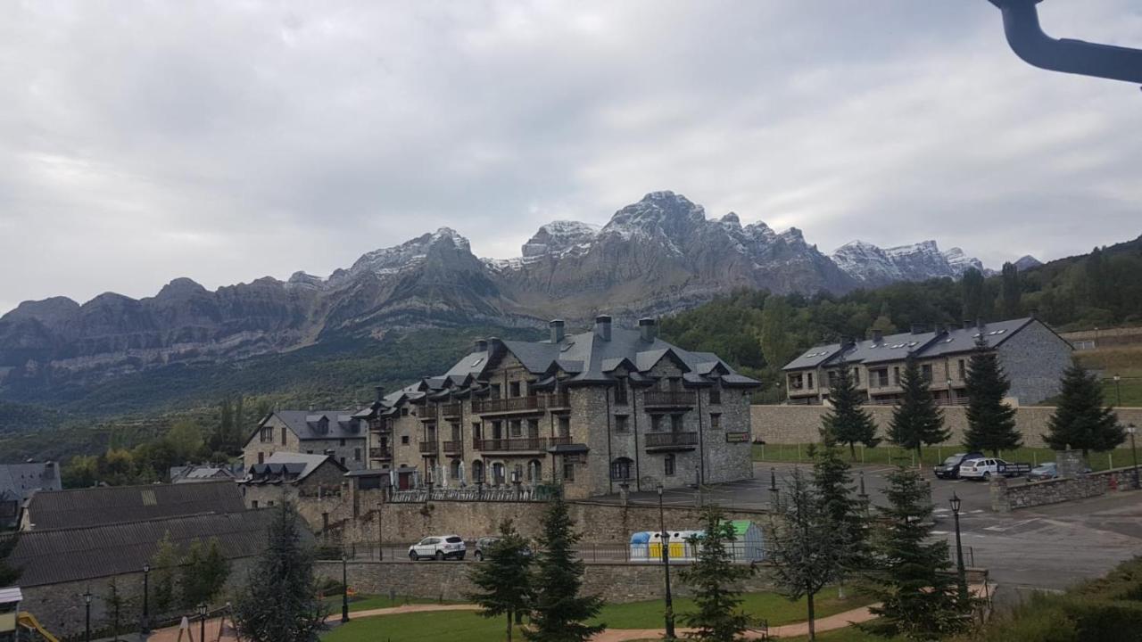 Apartamentos Casa Lavedan Tramacastilla de Tena Esterno foto