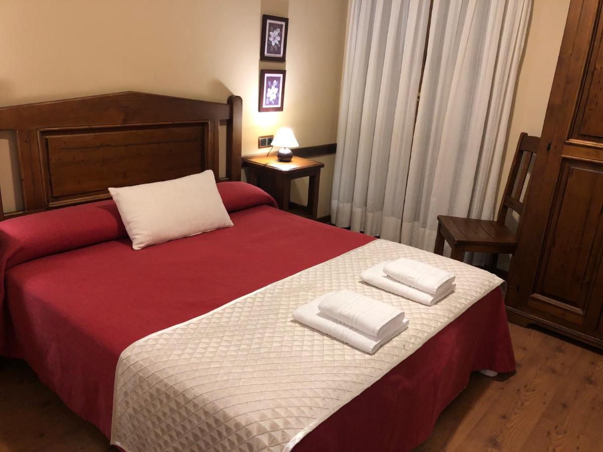 Apartamentos Casa Lavedan Tramacastilla de Tena Esterno foto
